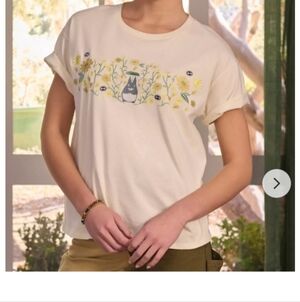 Floral Graphic Tee with Cat Design